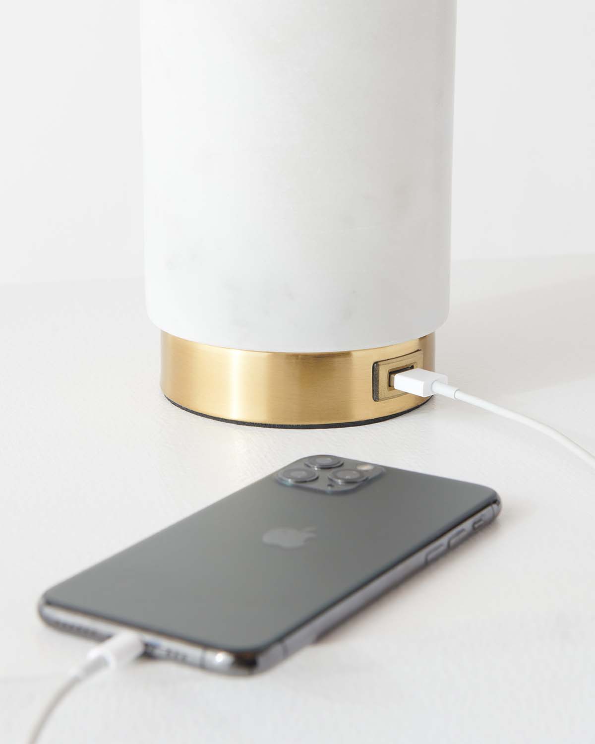 Arden USB Table Lamp Brightech
