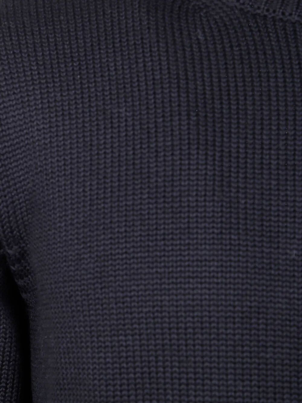 LONG SLEEVES ROUND NECK SWEATER Nuur