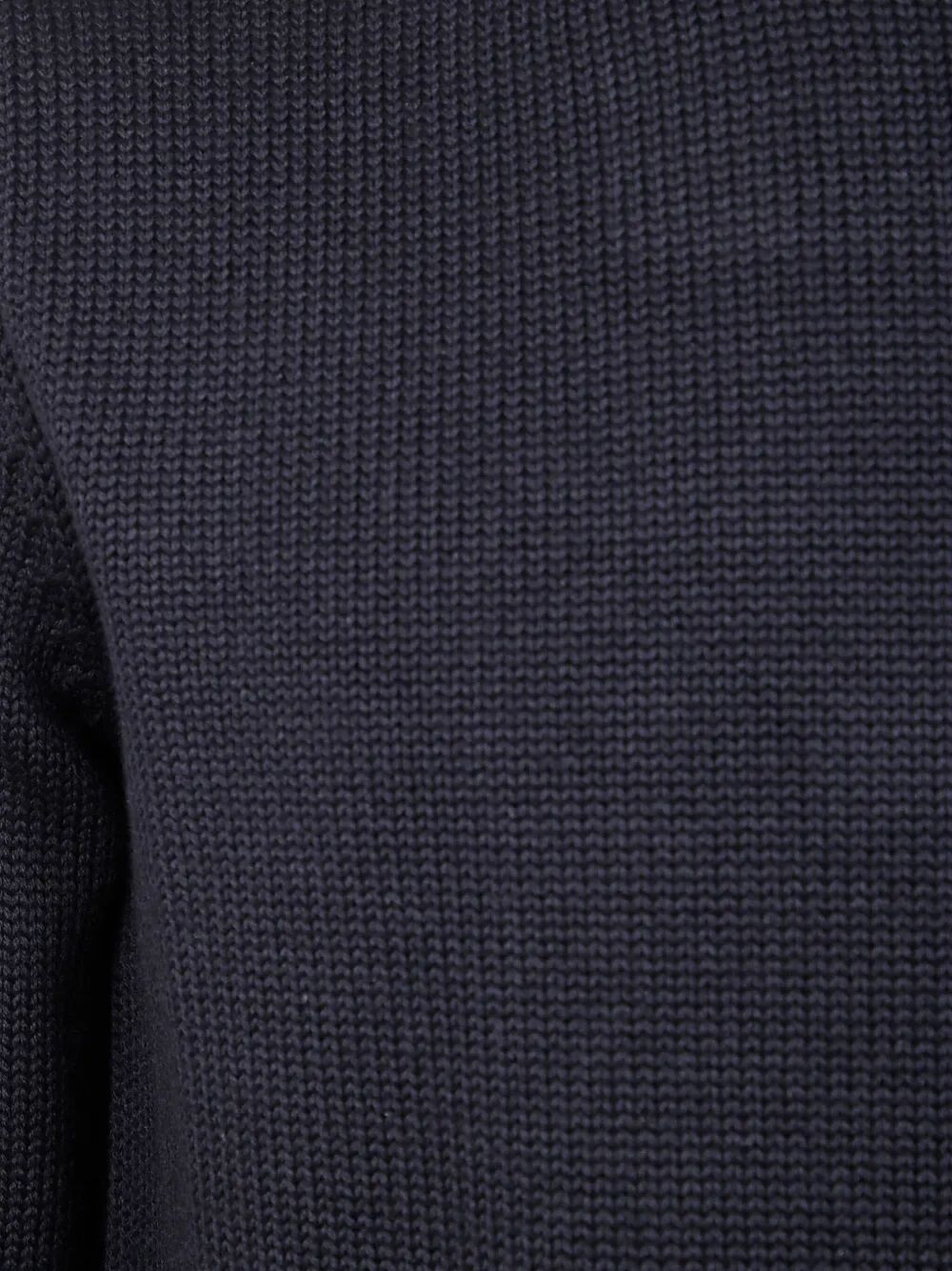 LONG SLEEVES TURTLE NECK SWEATER Nuur