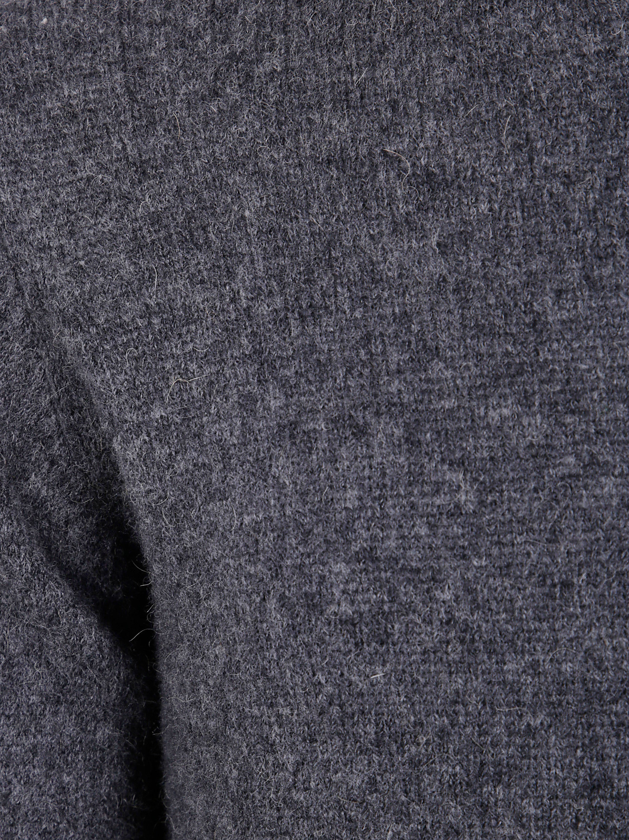 LONG SLEEVES SWG ROUND NECK SWEATER Nuur