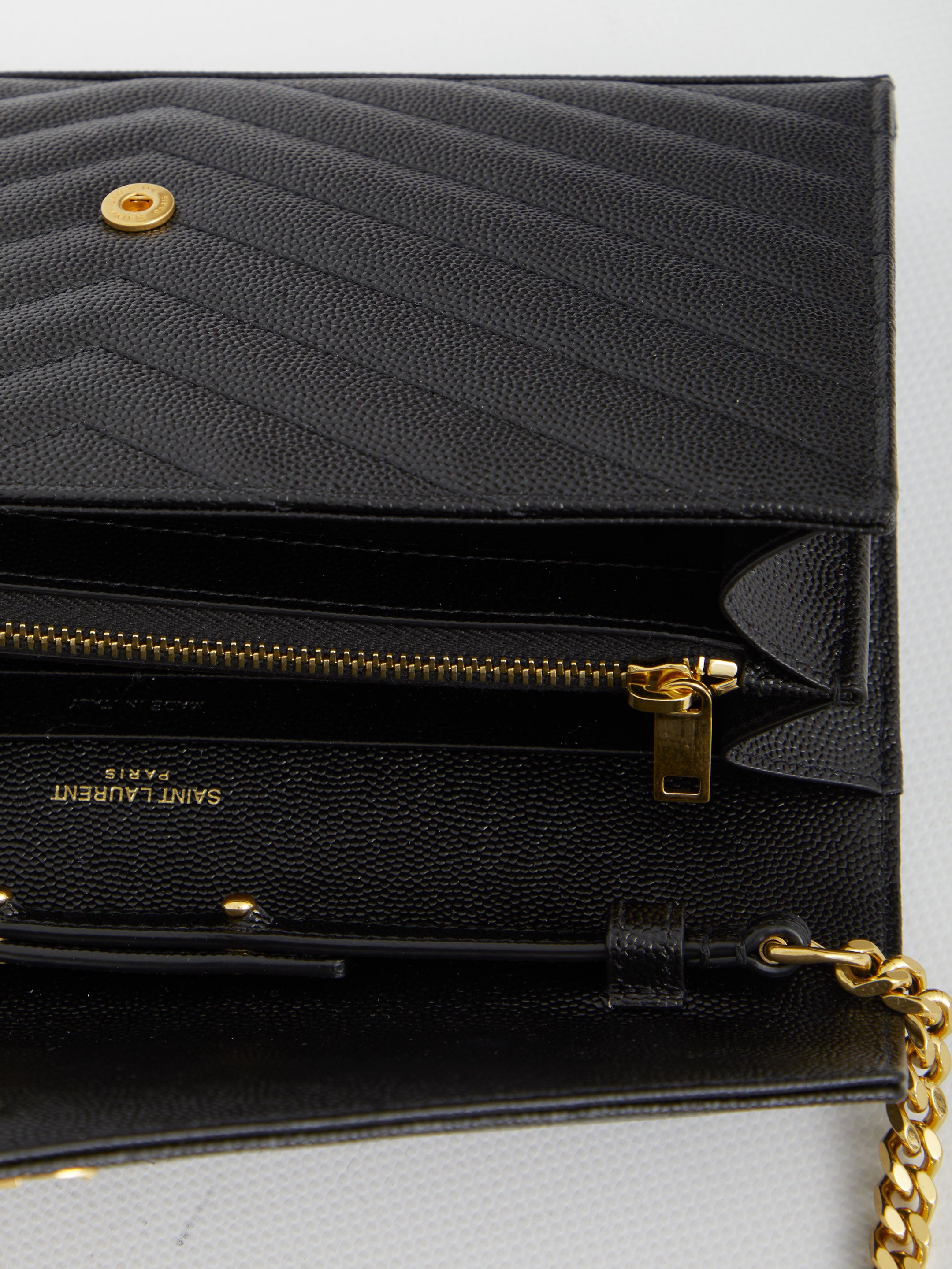 CASSANDRA LEATHER WALLET ON CHAIN Saint Laurent