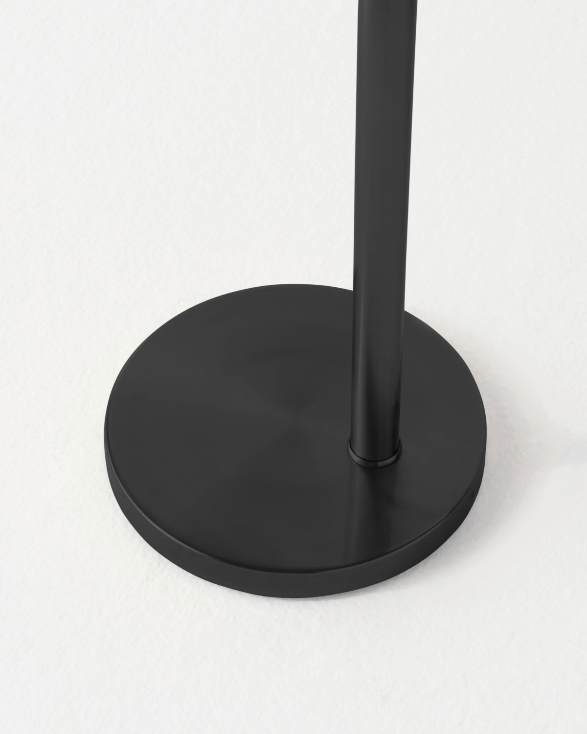 Lark Floor Lamp Brightech