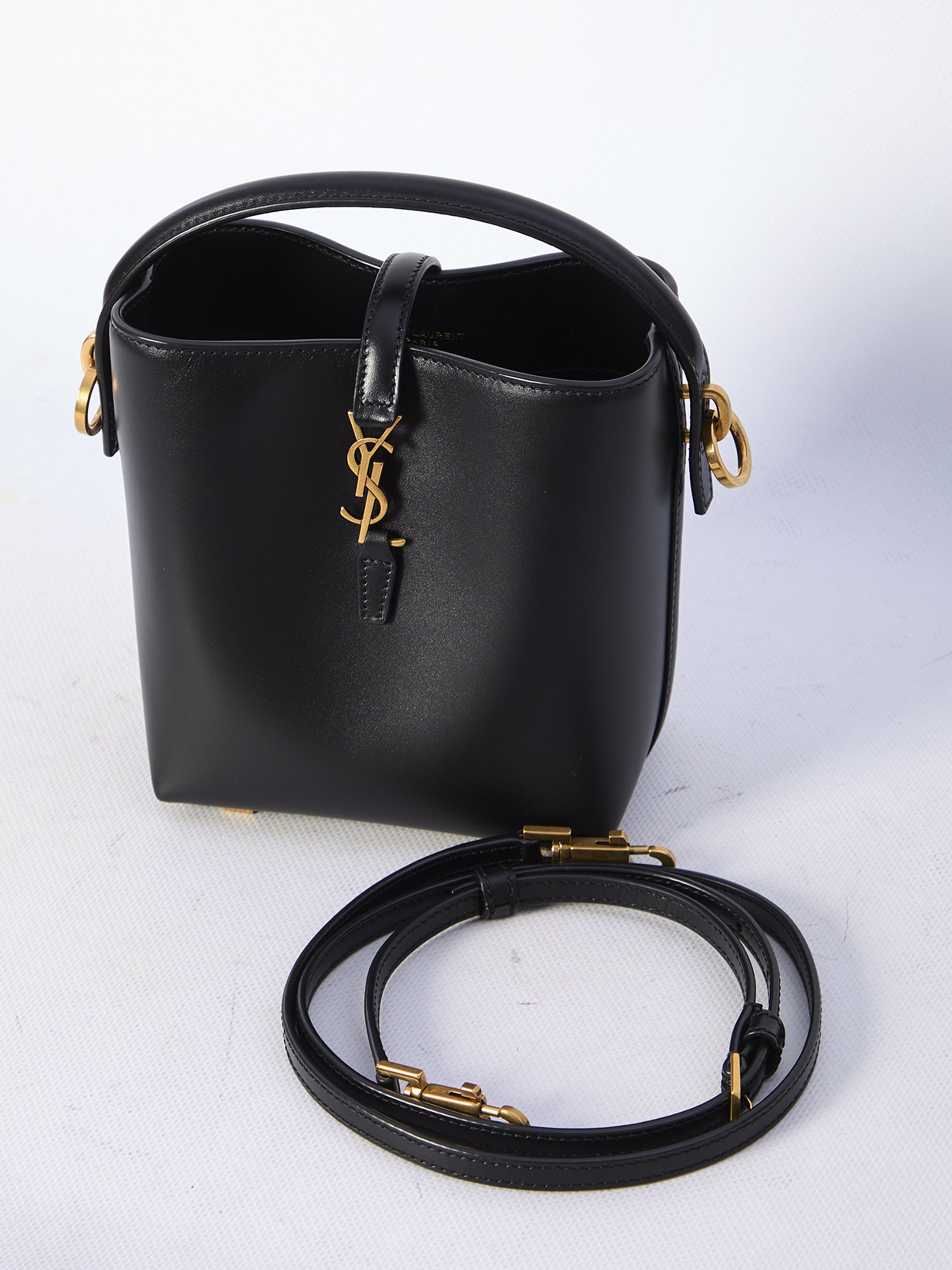 LE 37 MINI BUCKET BAG Saint Laurent