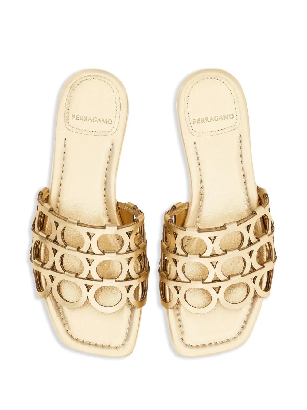 CLASSIC SHOES FOR COMFORT FLAT SHOES Ferragamo