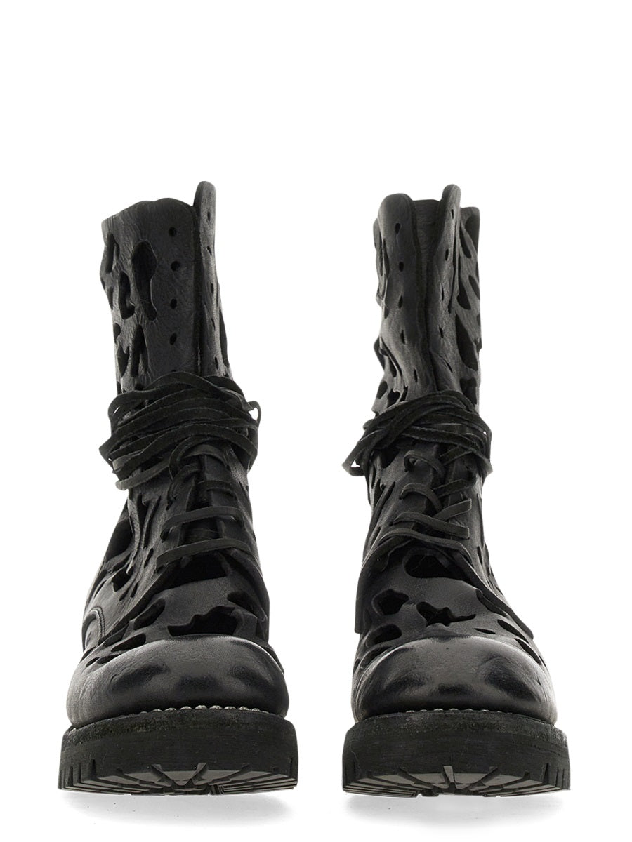 ANKLE BOOT WITH CUT OUT DETAILS Guidi