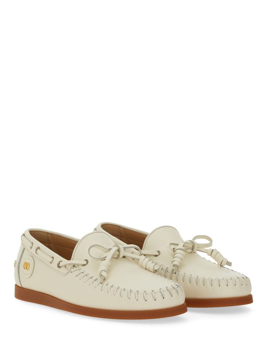 IVORY LEATHER LOAFERS Valentino Garavani