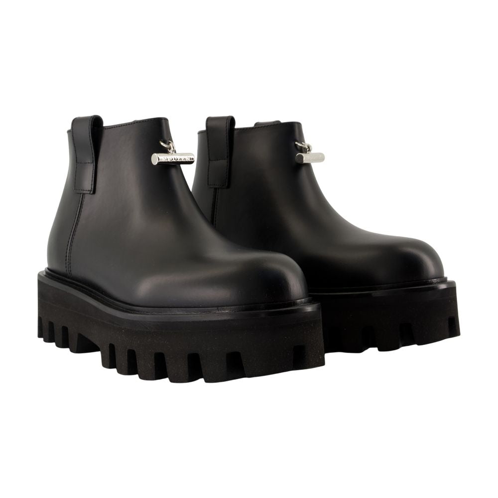 ANKLE BOOTS Alexander McQueen