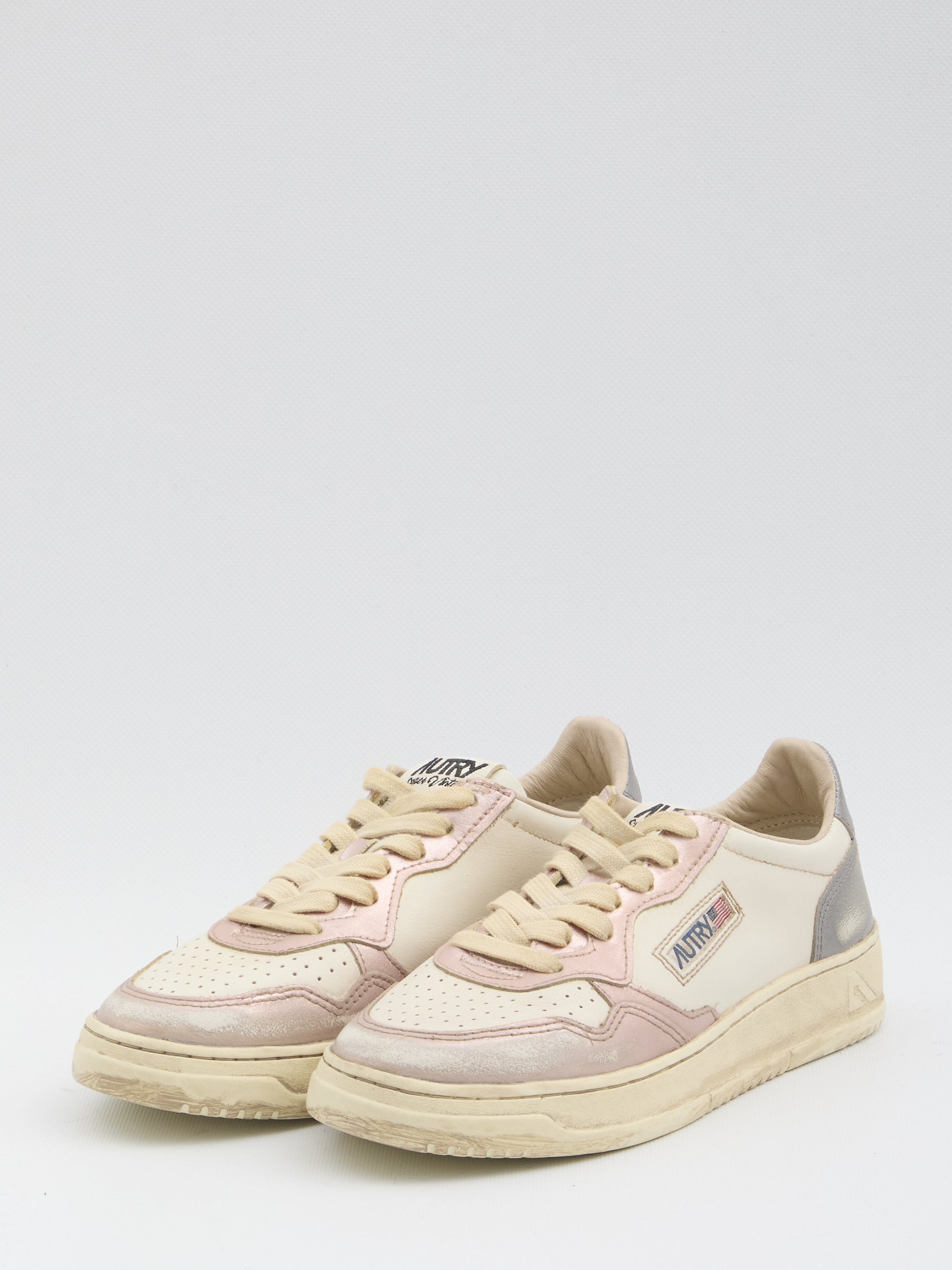 MEDALIST LOW SUPER VINTAGE SNEAKERS Autry