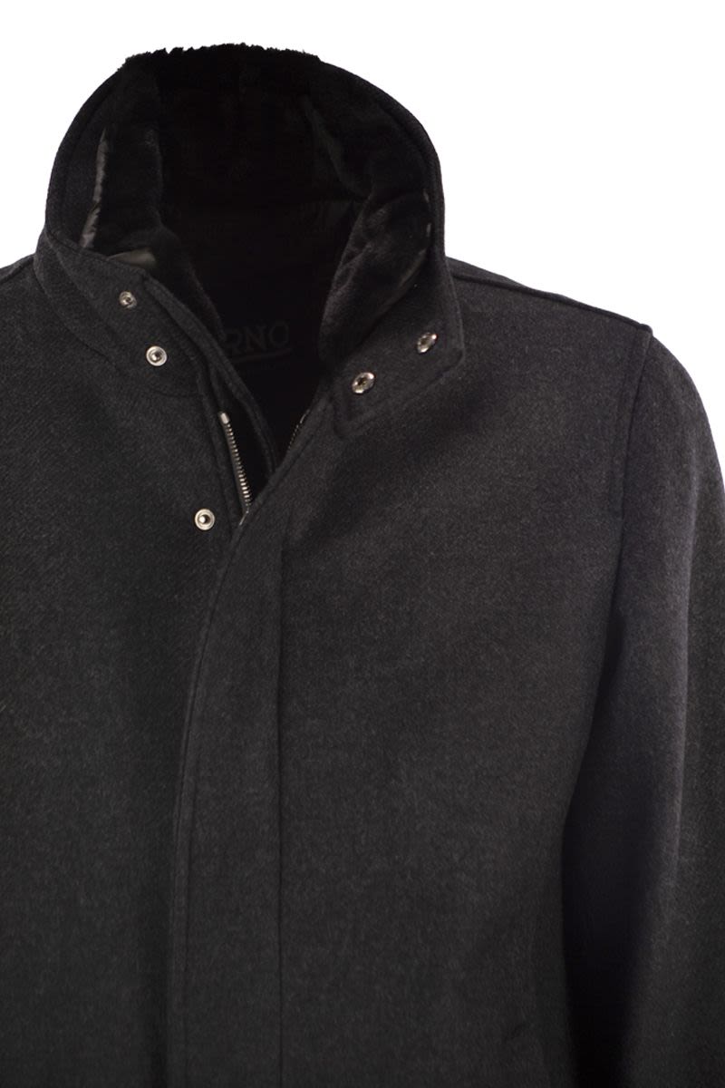 WOOL COAT WITH DETACHABLE COLLAR Herno