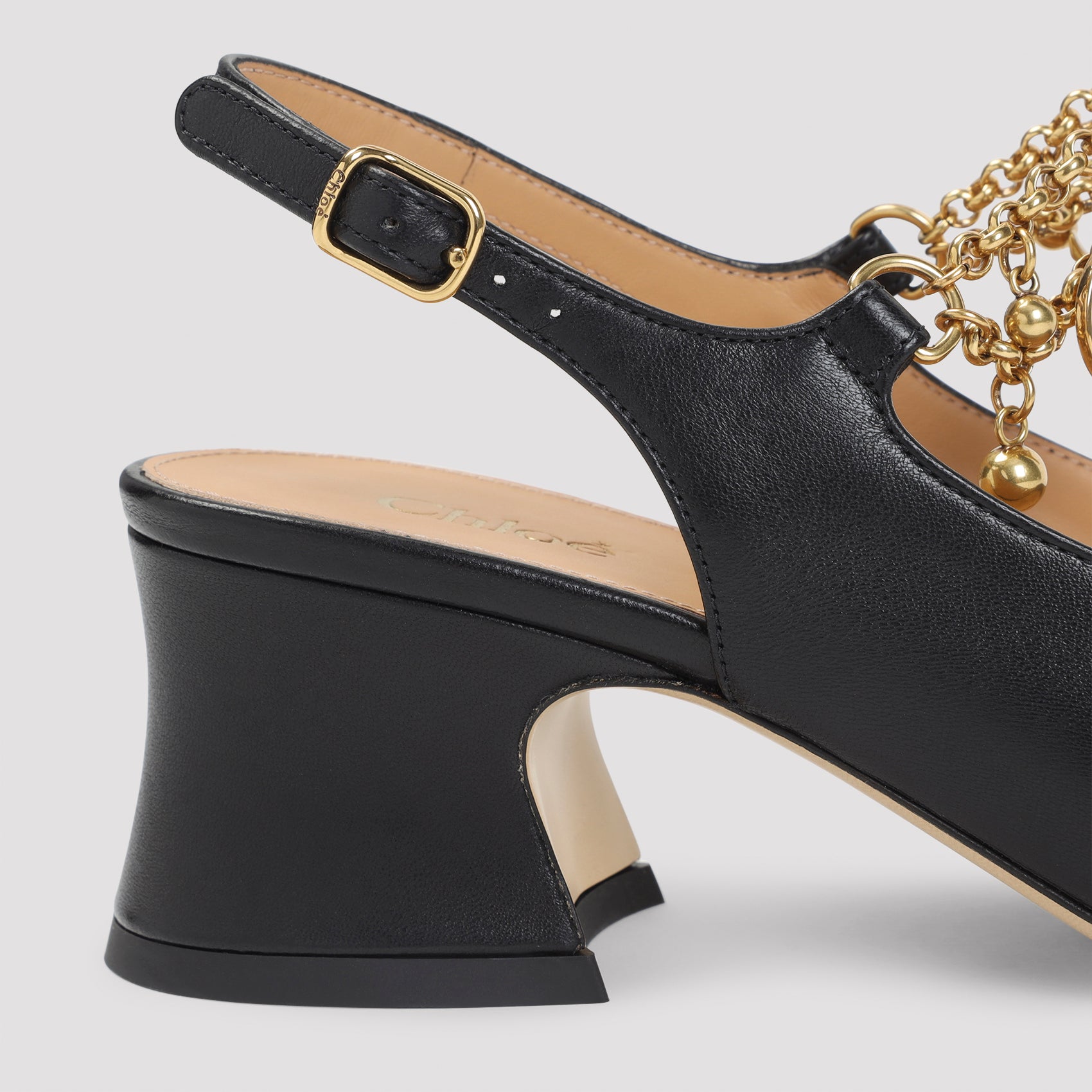 BLACK LEATHER SANDALS Chloé