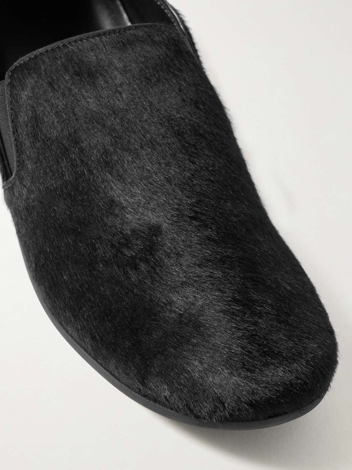 VINCIT BLACK SLIPPERS The Row