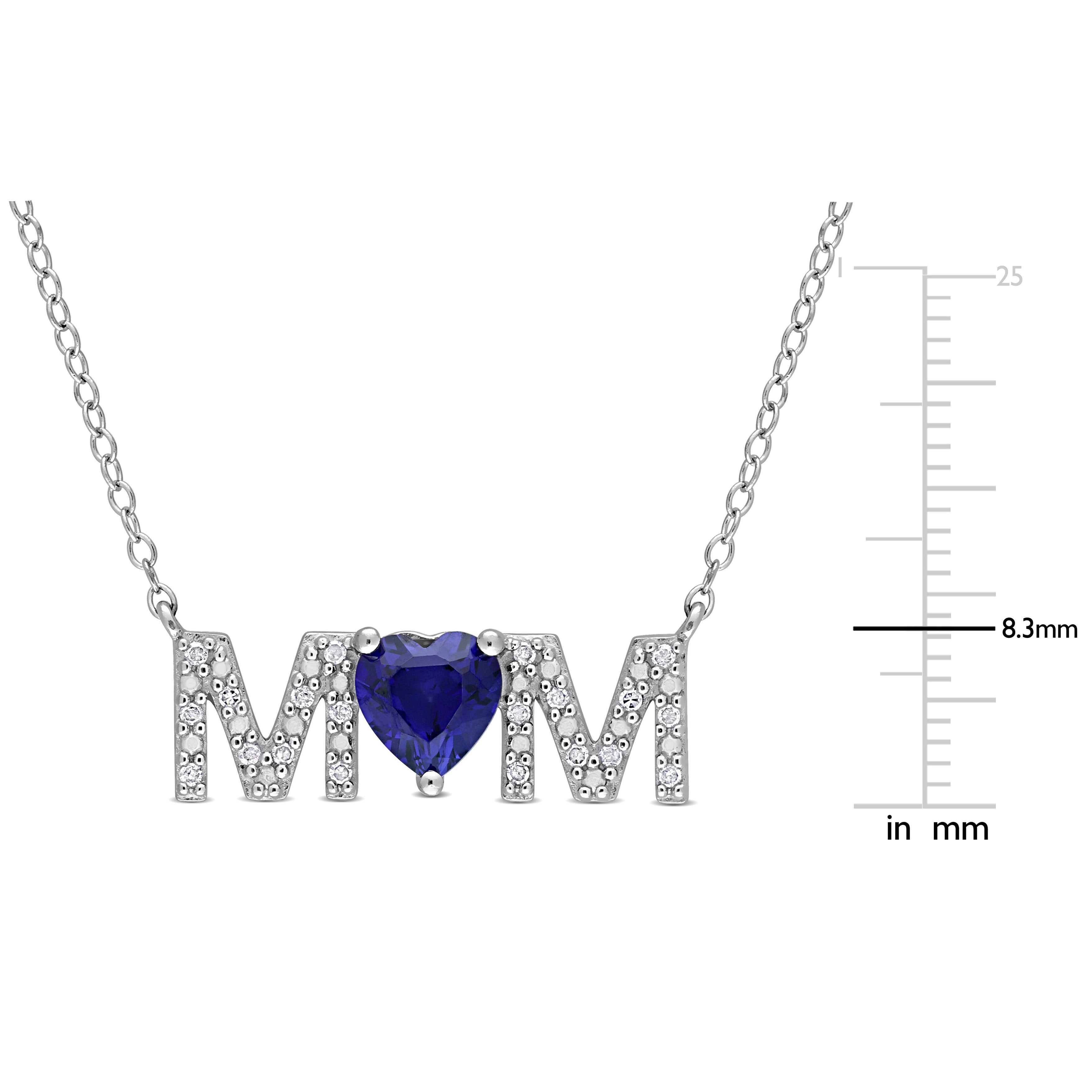 MOM heart pendant necklace in sterling silver, close-up of gemstone setting