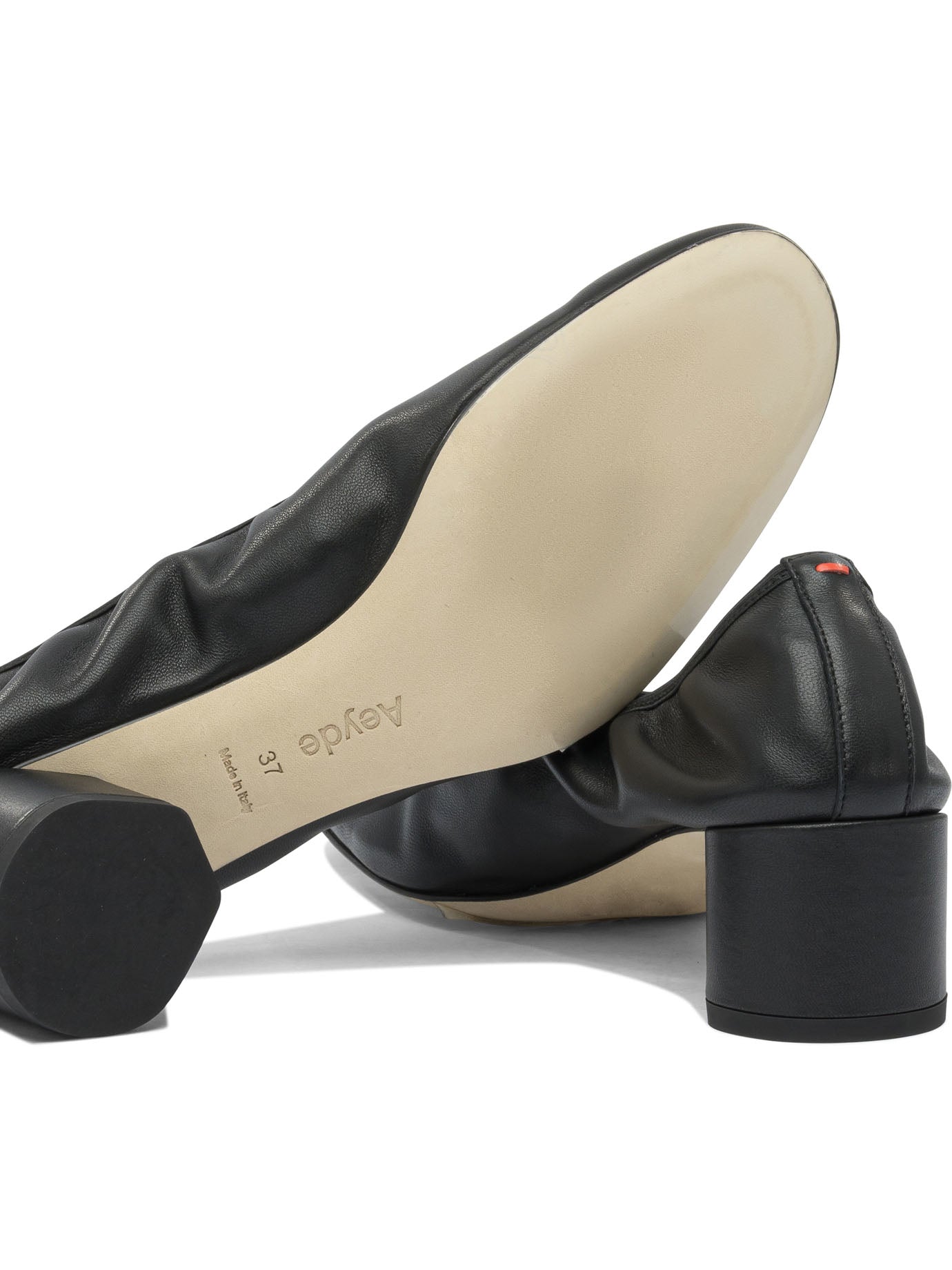 BLACK LEATHER HEELED SHOES Aeyde
