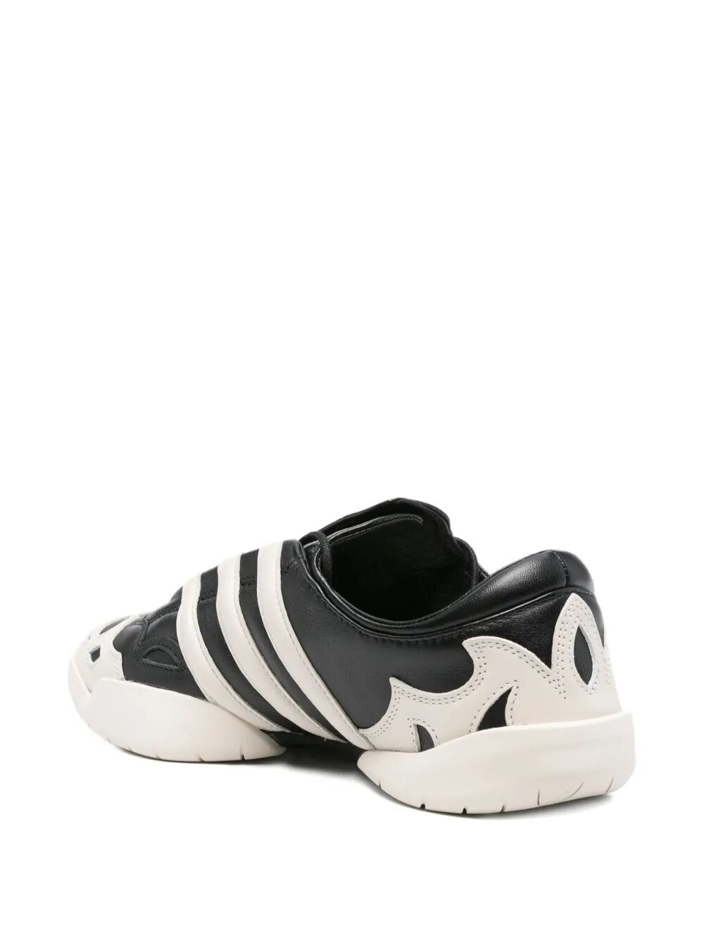 "Y-3 REGU 2002" SNEAKERS Y-3