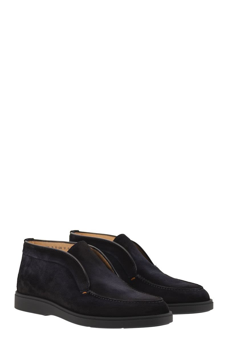 SUEDE LEATHER DESERT BOOT Santoni