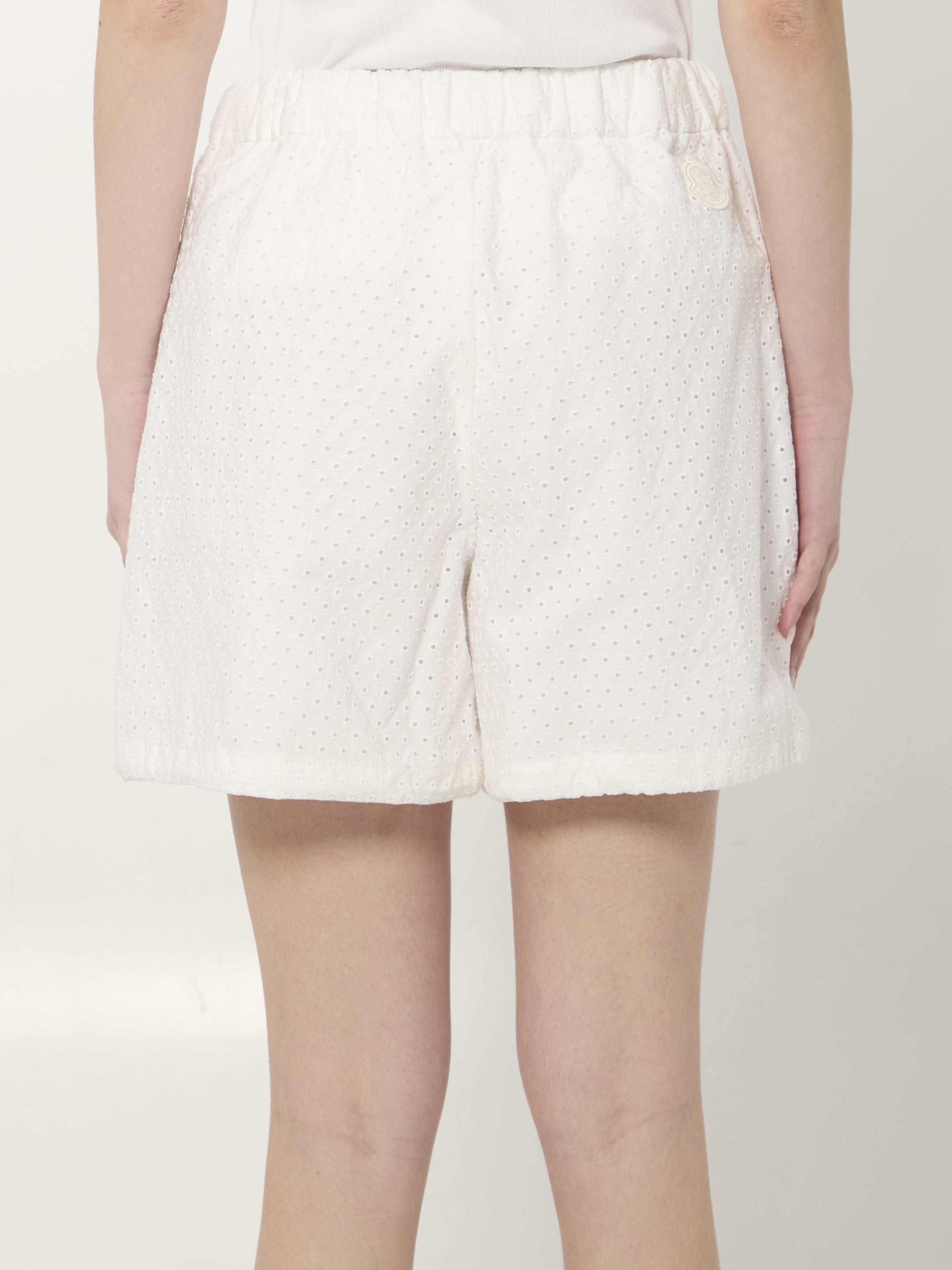 White Moncler cotton poplin shorts, side pocket detail