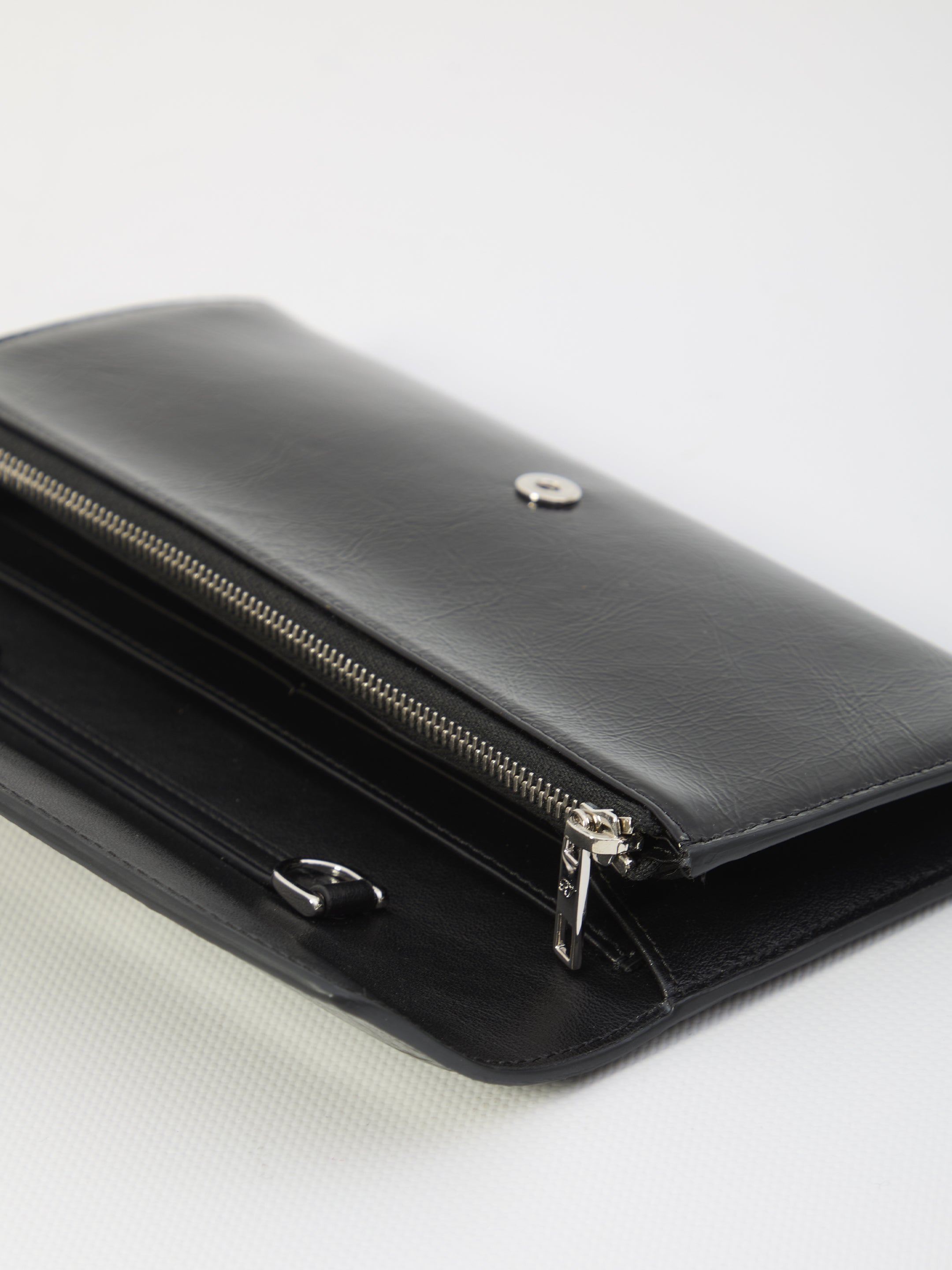BELLE VIVIER WALLET WITH CHAIN Roger Vivier