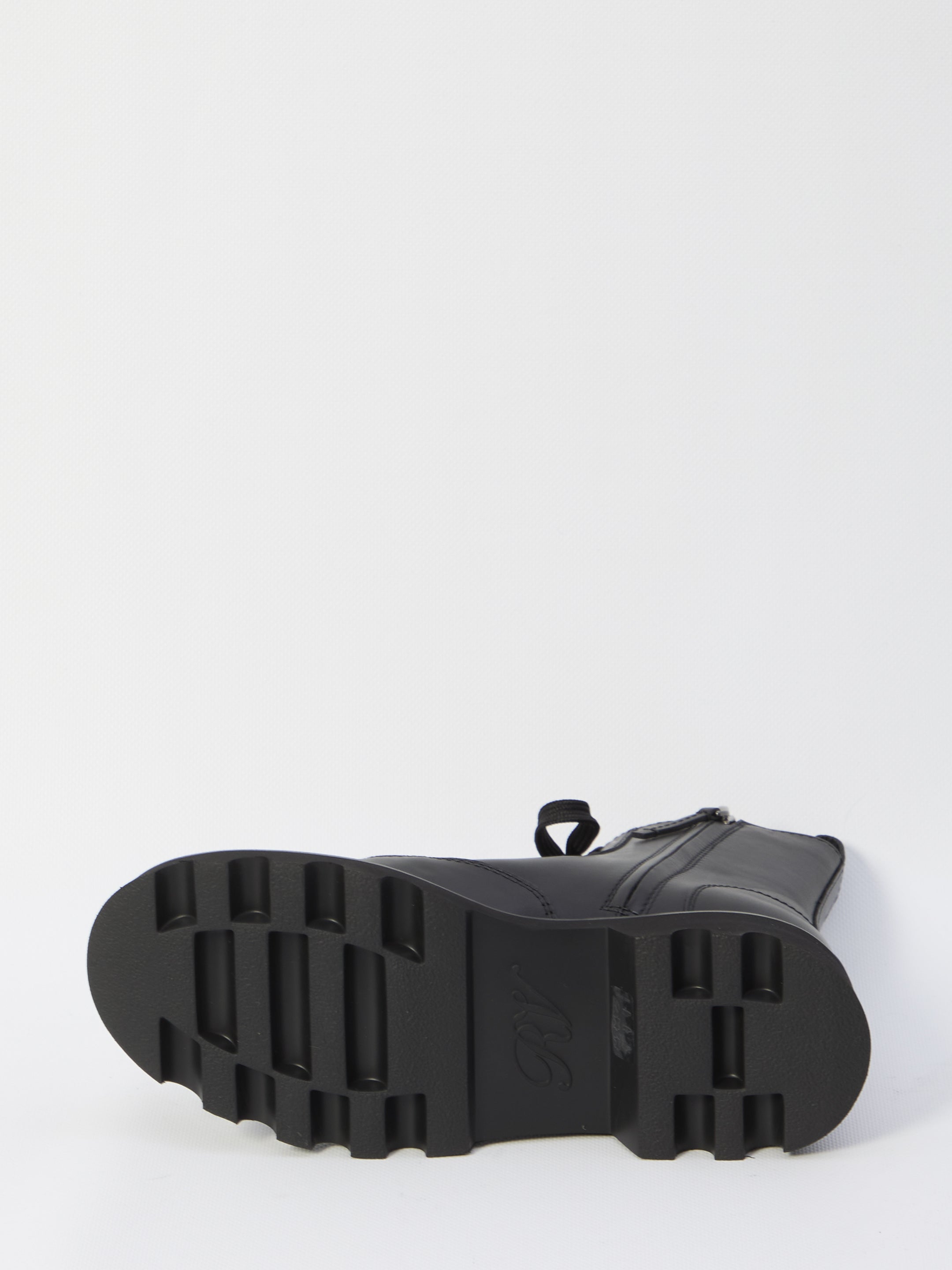 VIV RANGERS COMBAT BOOTS Roger Vivier
