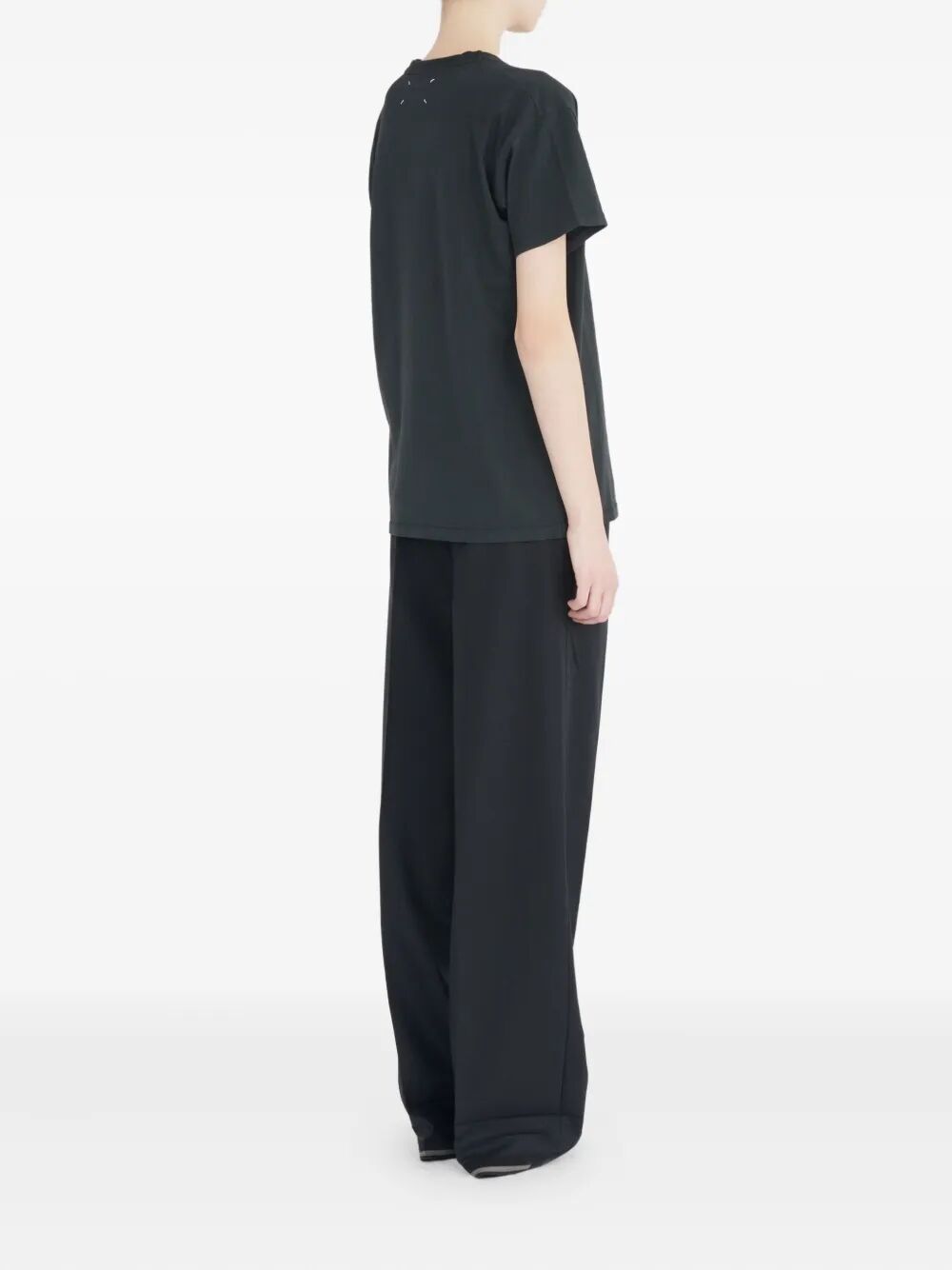 MAISON MARGIELA BLINGO SHORT-SLEEVED BLACK COTTON T-SHIRT. GRAPHIC ON THE FRONT, FOUR-STITCH DETAIL ON THE BACK. Maison Margiela
