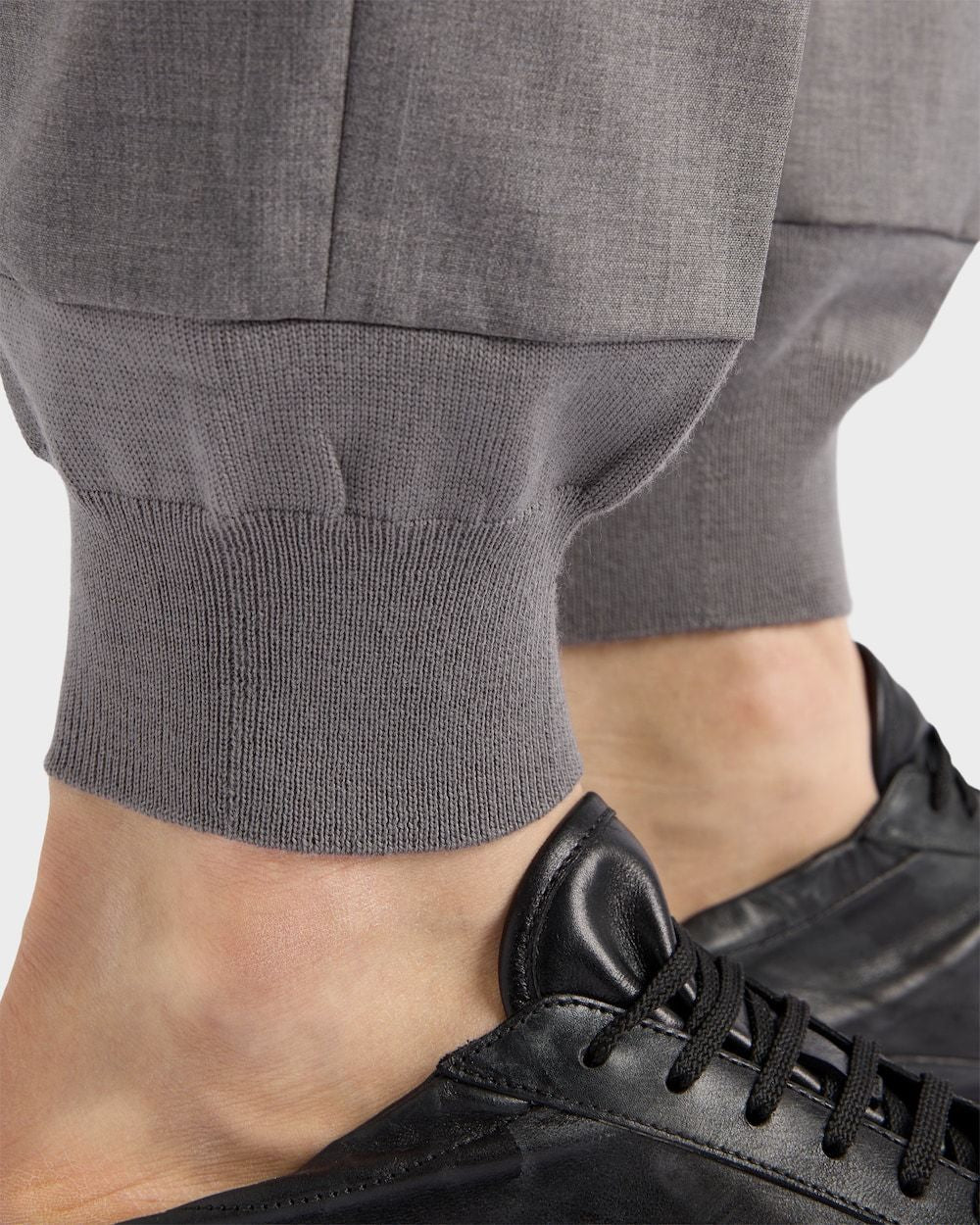 PANTALONE Prada