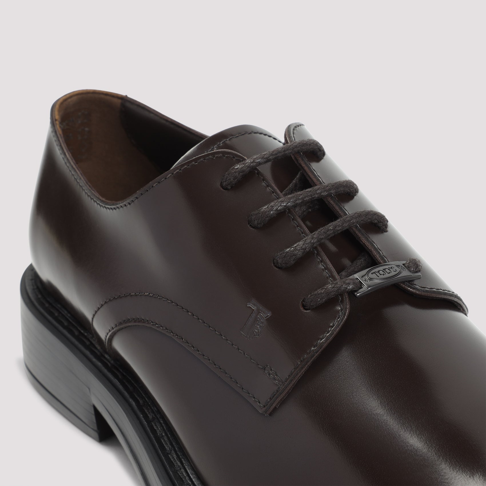 DERBIE Tod's