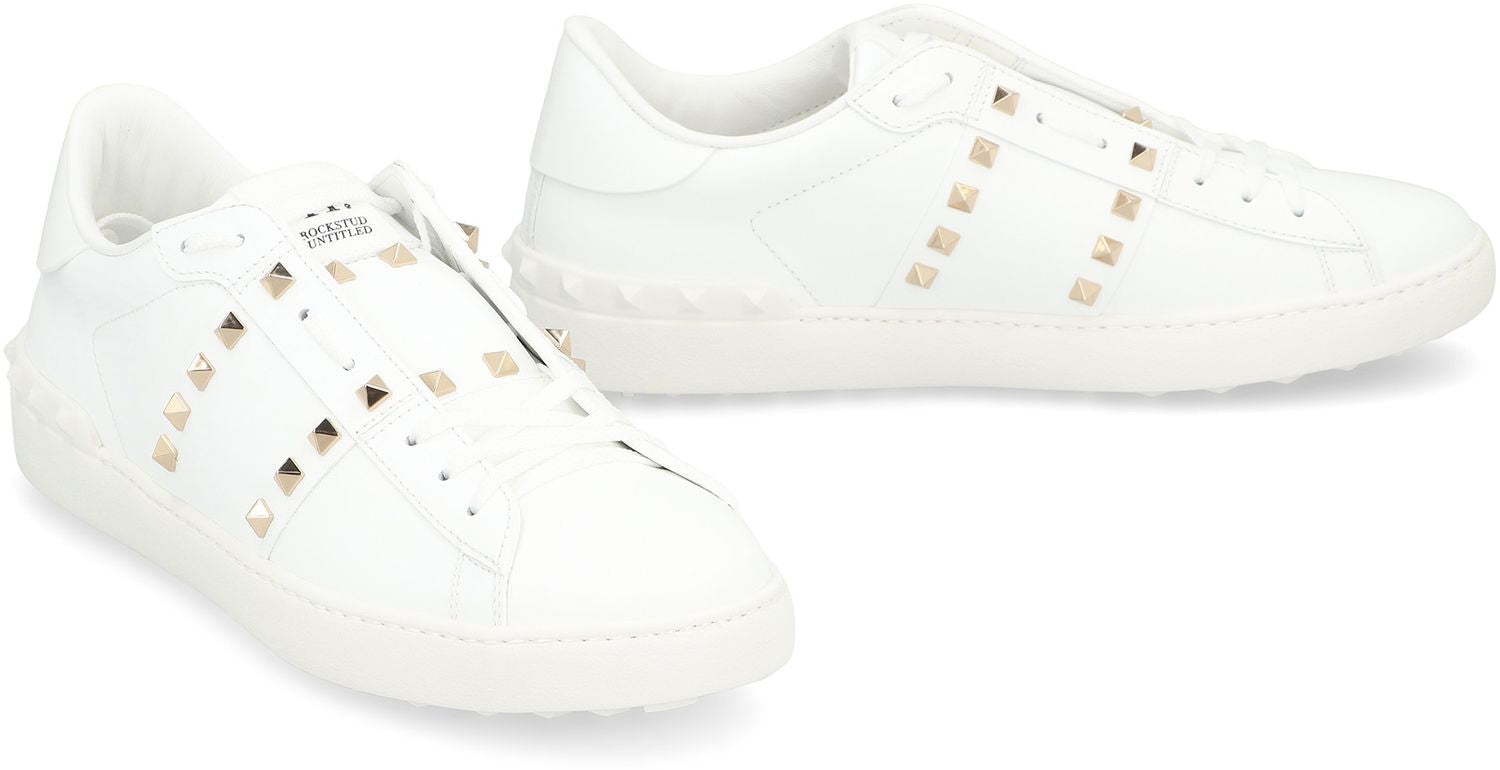 ROCKSTUD LOW-TOP SNEAKERS Valentino Garavani