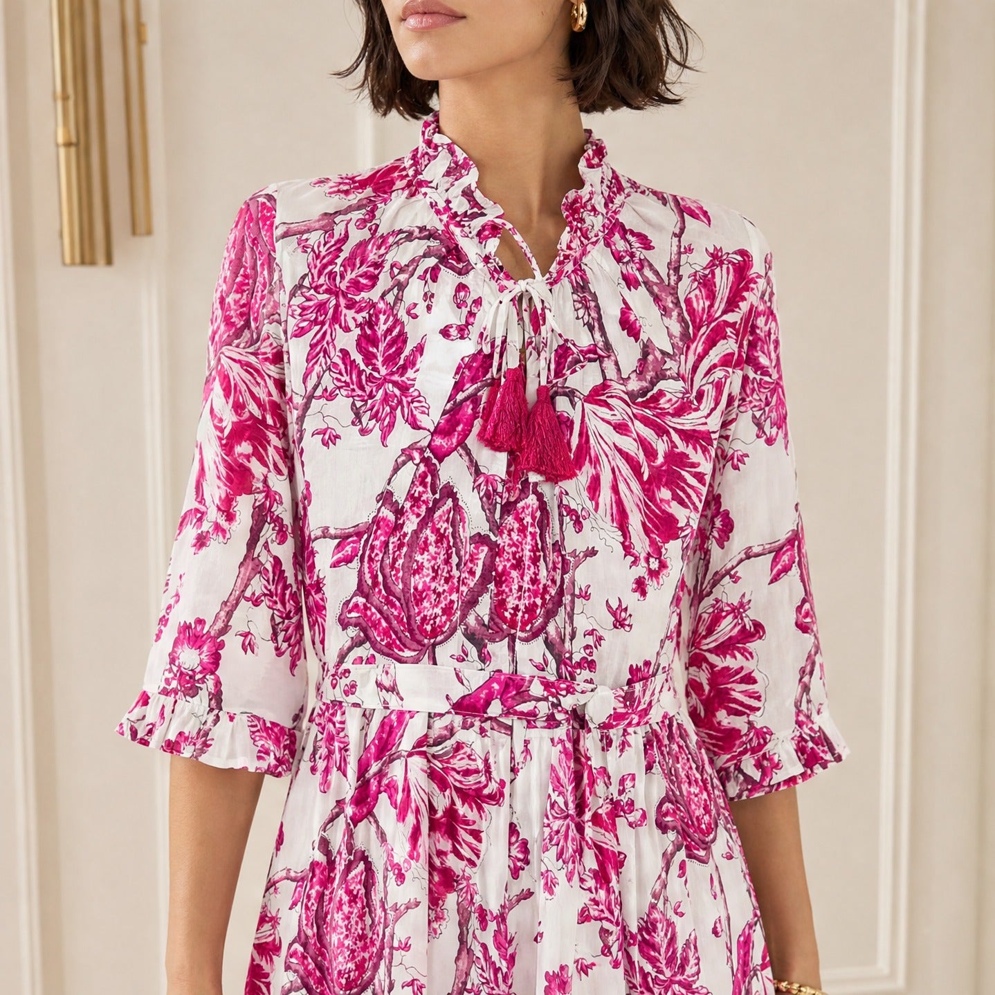 Floral print tiered maxi dress, close-up of shirt collar and bodice detail