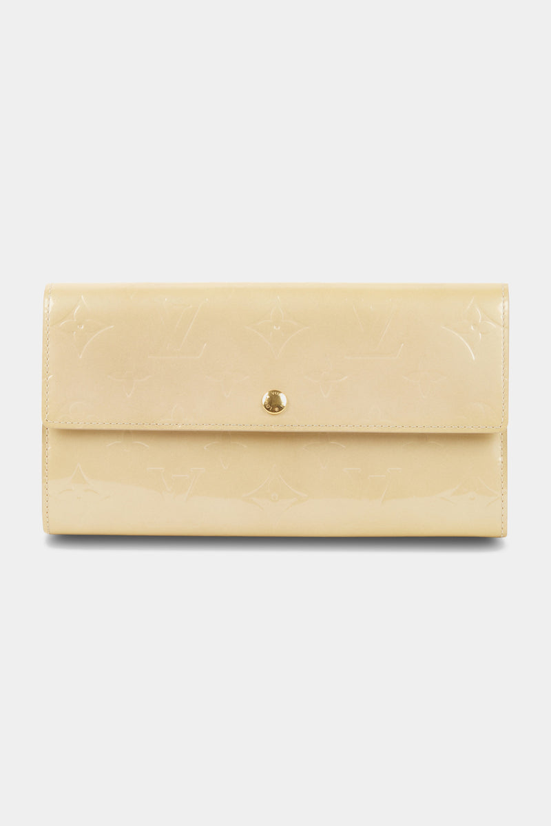 Louis Vuitton Monogram Vernis Sarah Wallet On Chain - Yellow