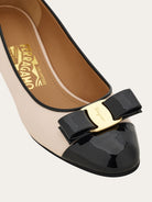 ZAPATOS SALON LAZO PUNTA NEGRA Ferragamo