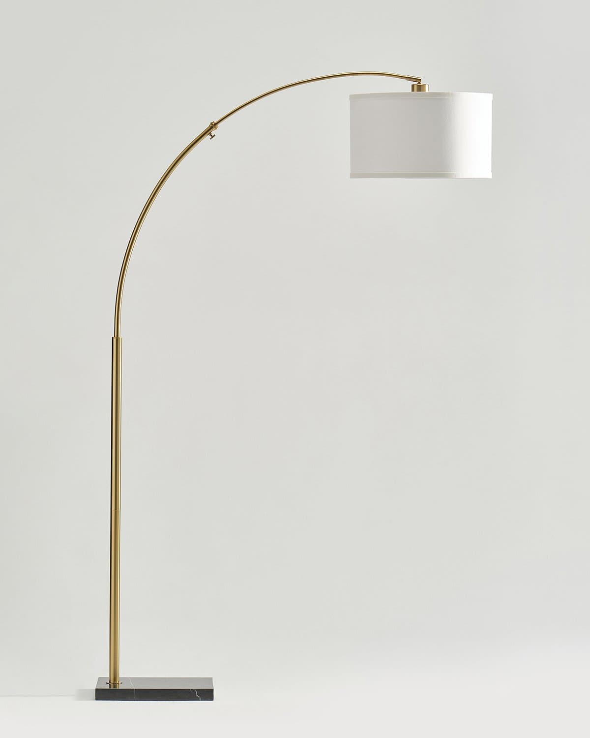 Brightech Logan Floor Lamp - Thumbnail 3