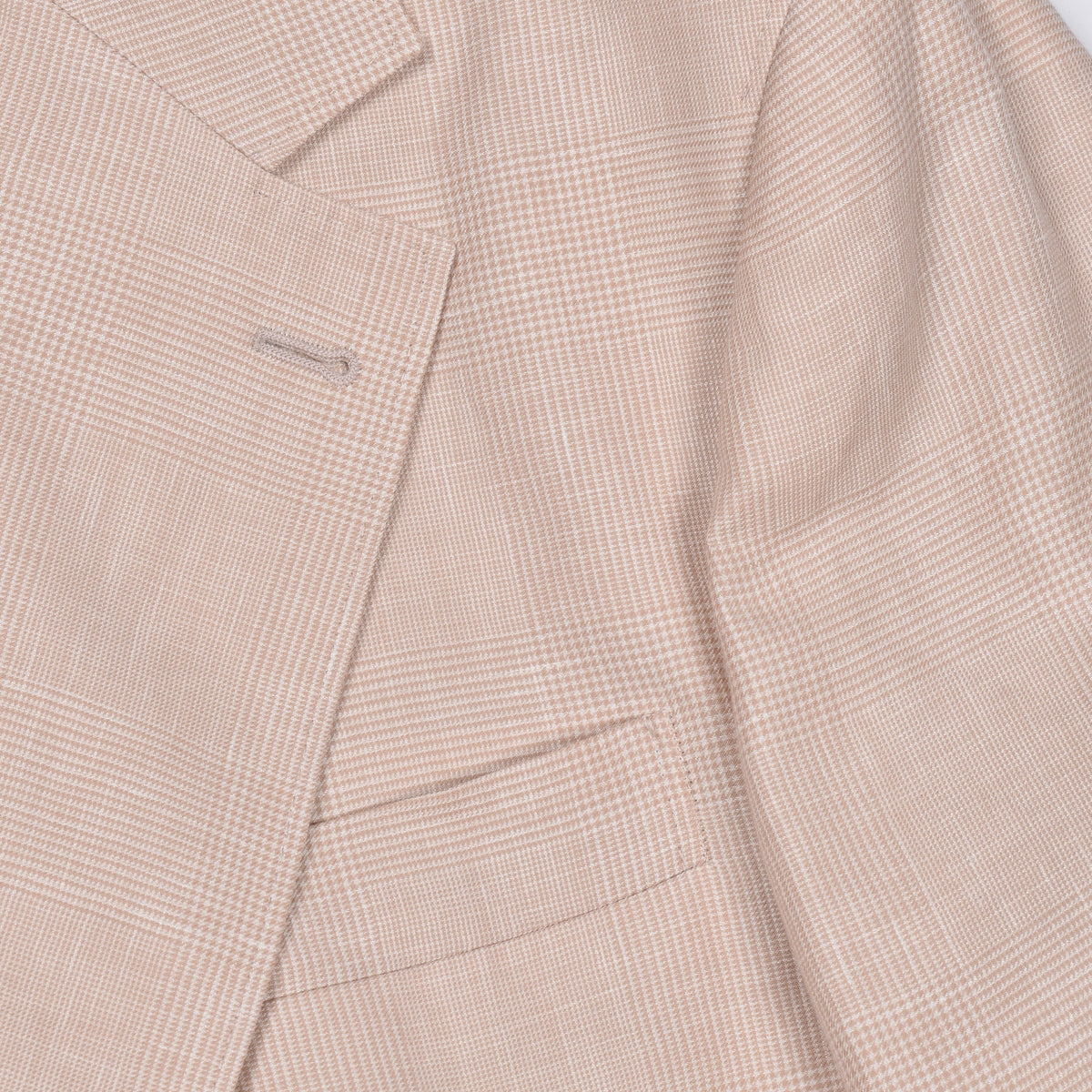 Papaya wool linen suit by Brunello Cucinelli, detail of two-button closure