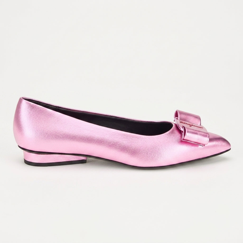 Flamingo pink Salvatore Ferragamo Viva ballet flat, rear view with heel