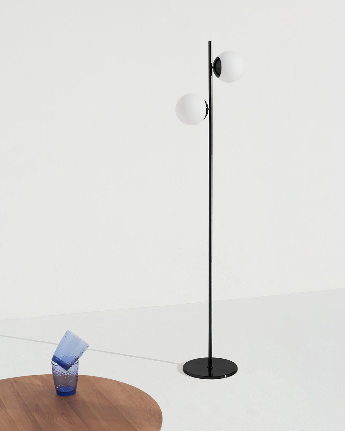 Sphere Floor Lamp Brightech