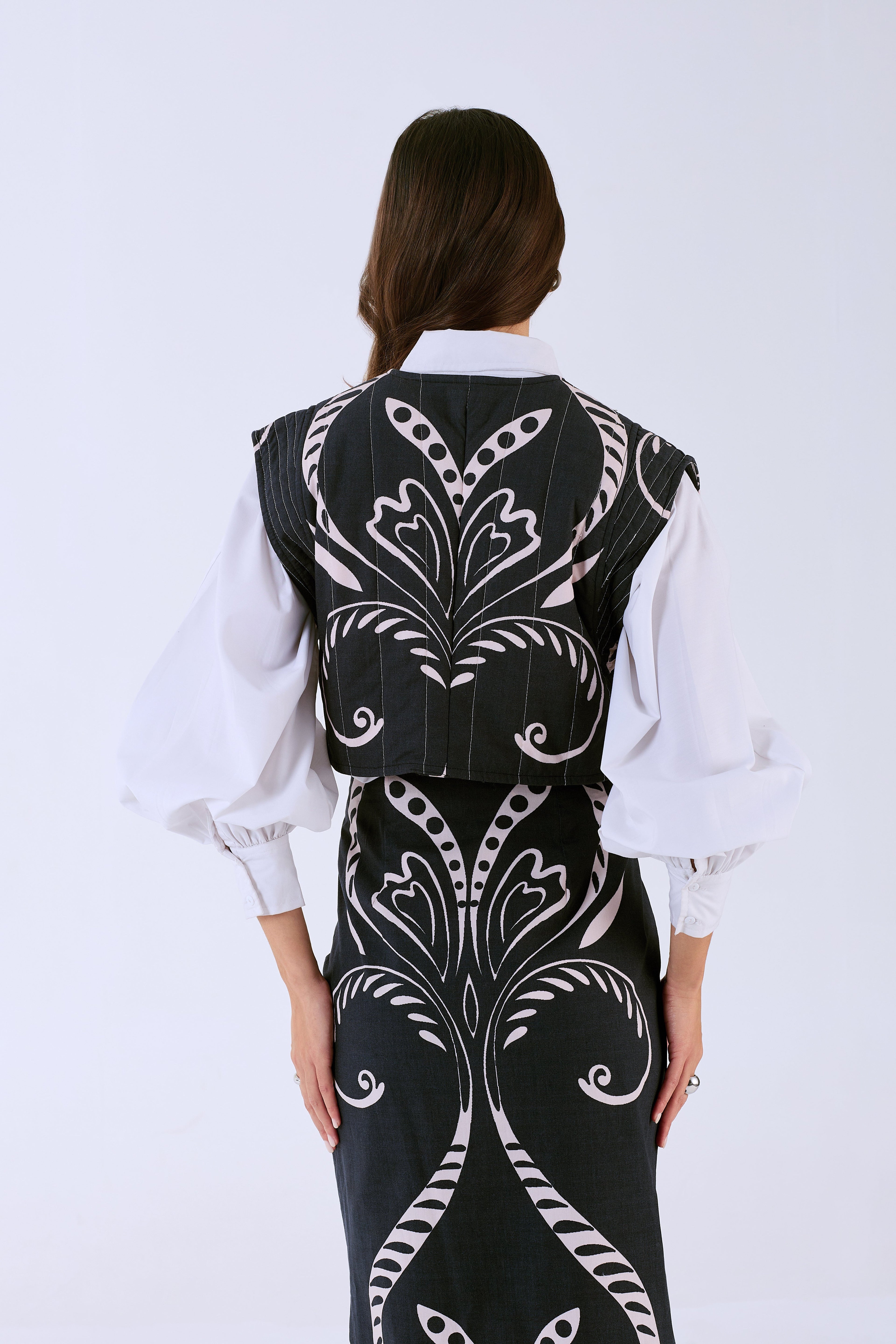 Beyond by Vera cropped cotton vest with button front, close-up view