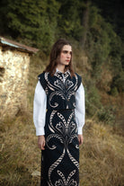 Quilted cotton poplin vest with Fountain print, side angle view