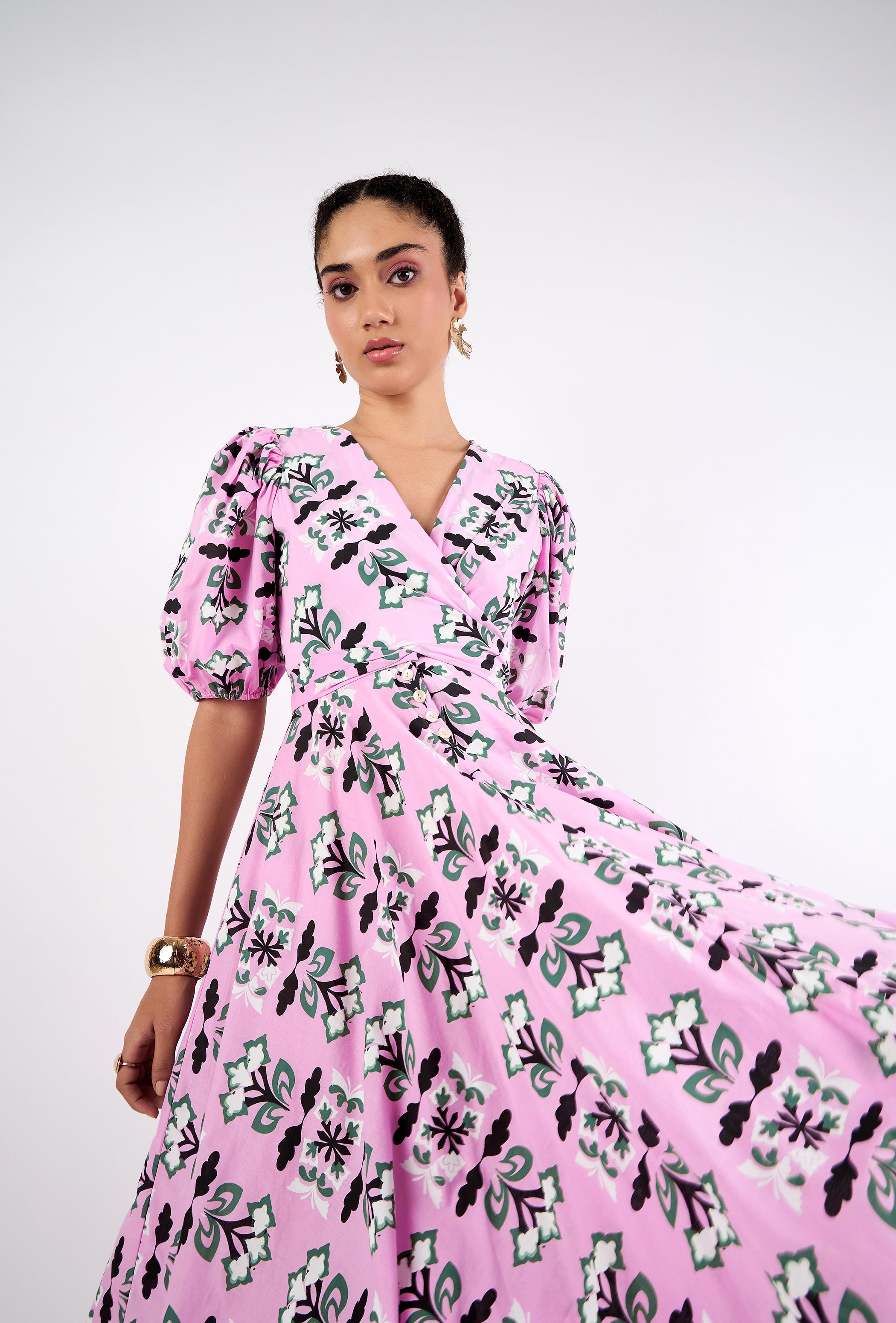 Multicolor cotton midi dress by Beyond by Vera, detail of geometric pattern