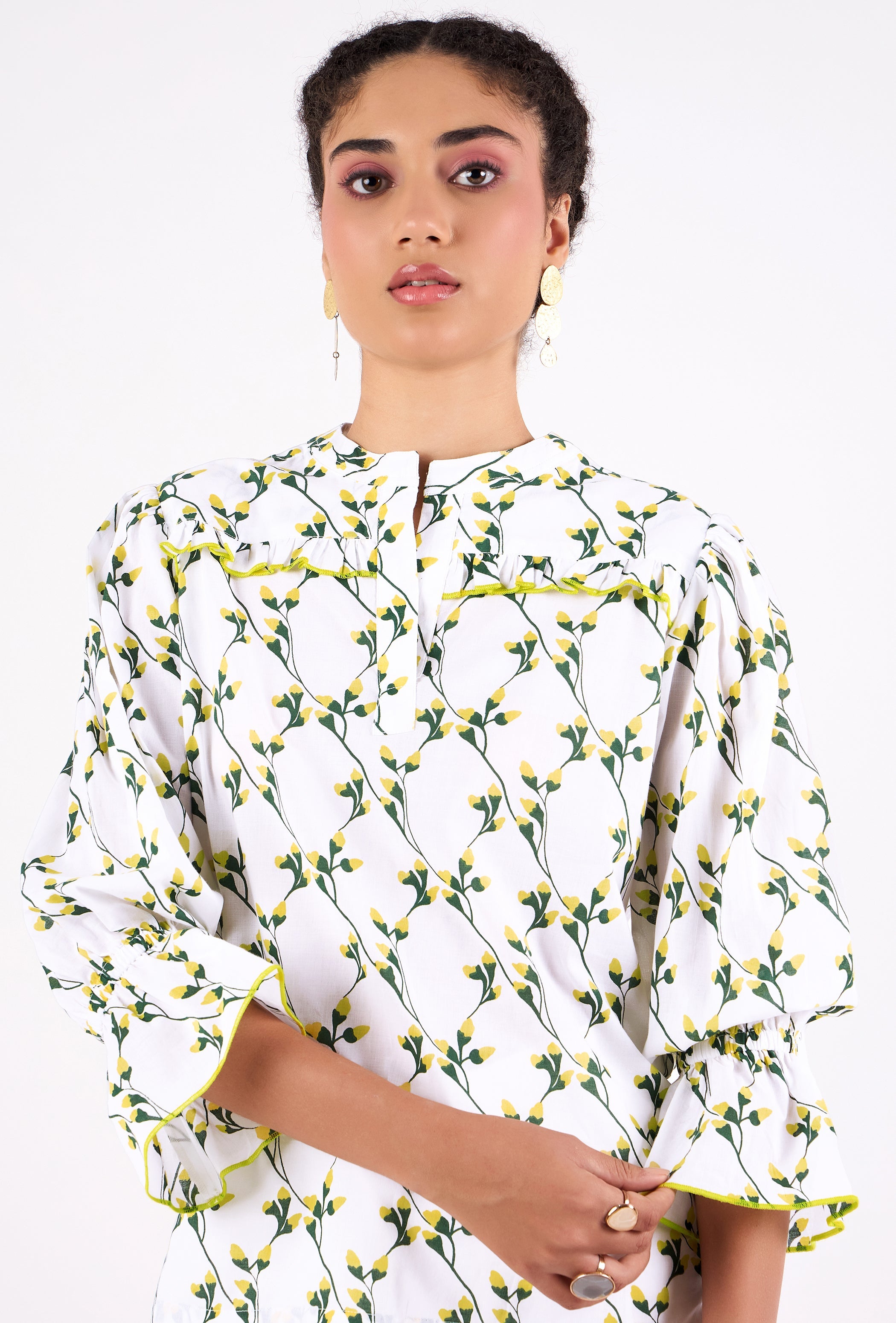 Floral cotton cambric top with crew neckline and ruffle details, back view