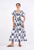 Cotton poplin maxi dress by Beyond by Vera, detail of kimono sleeves