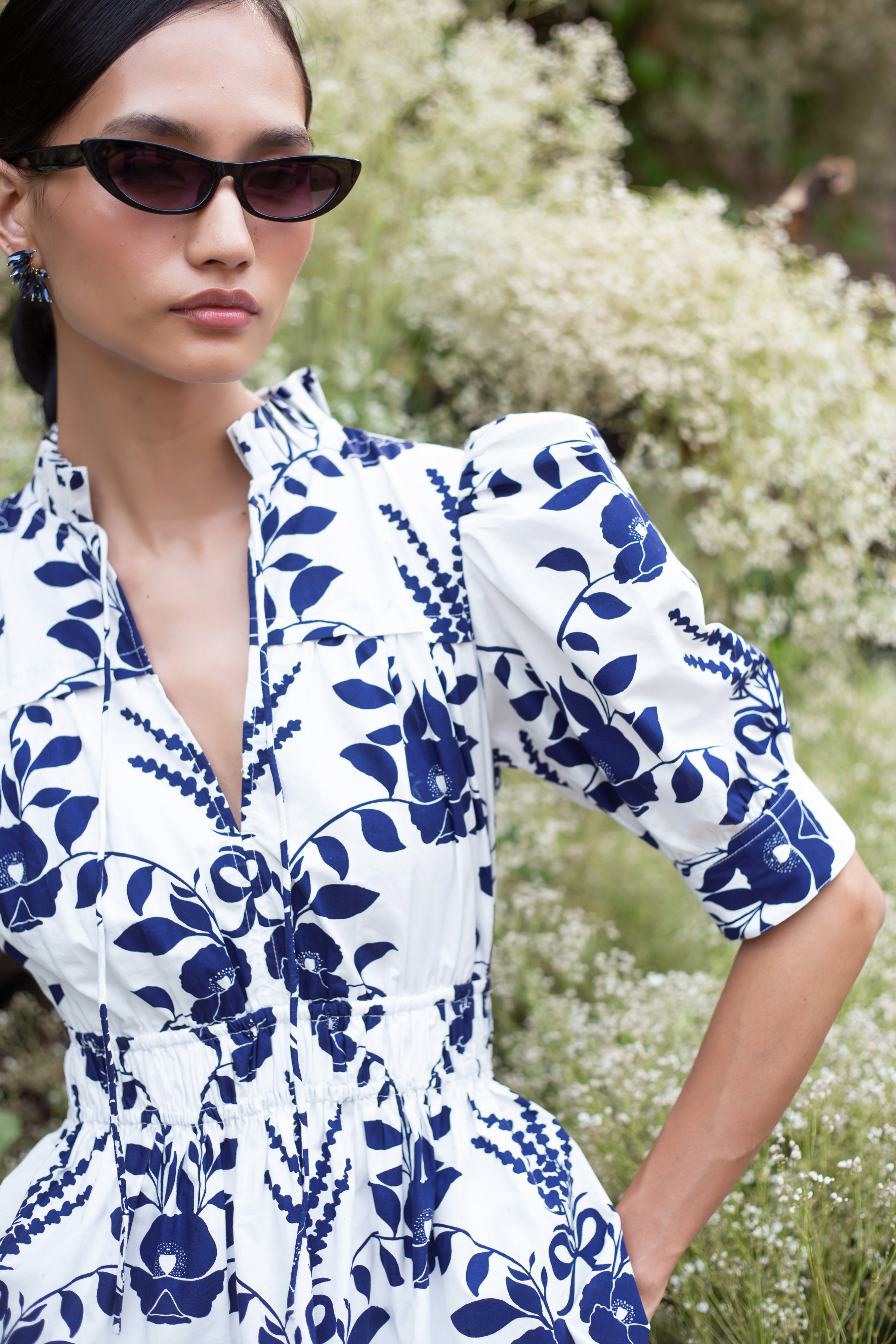 Multicolor cotton poplin dress with V-neckline by Beyond by Vera, alternate angle