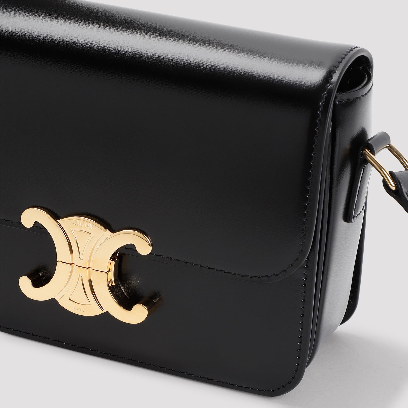 TEEN TRIOMPHE SHOULDER BAG Celine