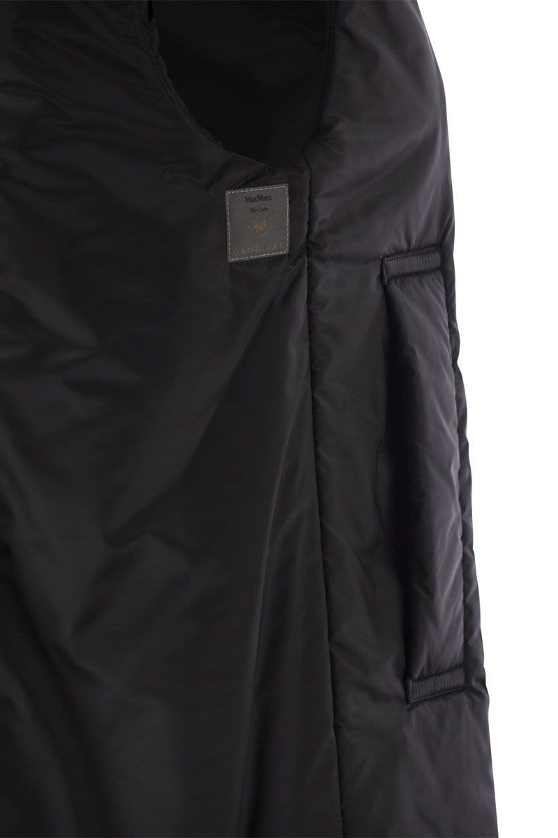 GREENGO - SLEEVELESS IN DRIP-PROOF TECHNICAL FABRIC MAX MARA THE CUBE