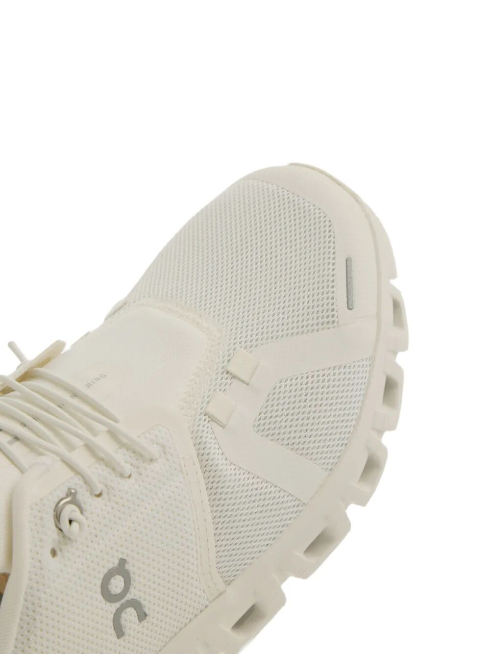 "CLOUD 6" SNEAKERS on running
