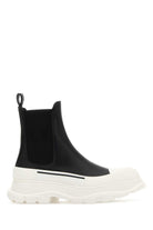 BLACK NAPPA LEATHER TREAD SLICK ANKLE BOOTS Alexander McQueen BLACK 36