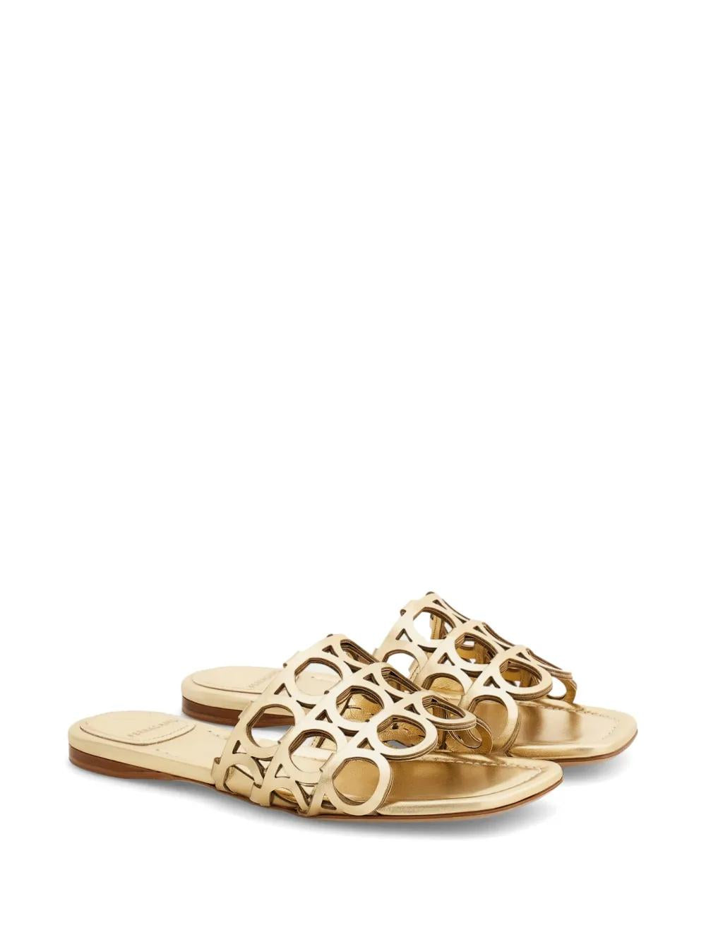 CLASSIC SHOES FOR COMFORT FLAT SHOES Ferragamo