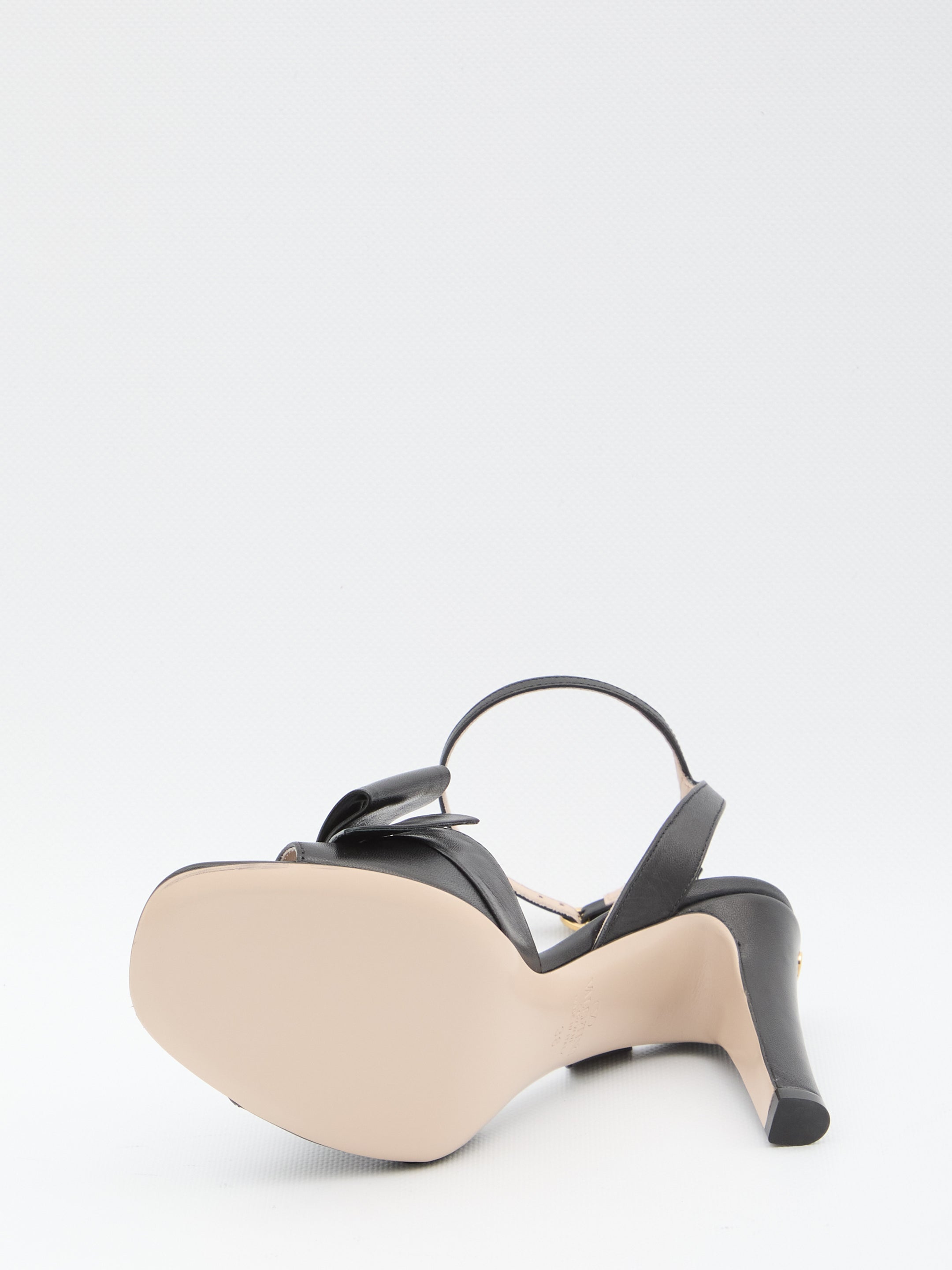 DéCOLLETé BOWOW SLINGBACK Valentino Garavani