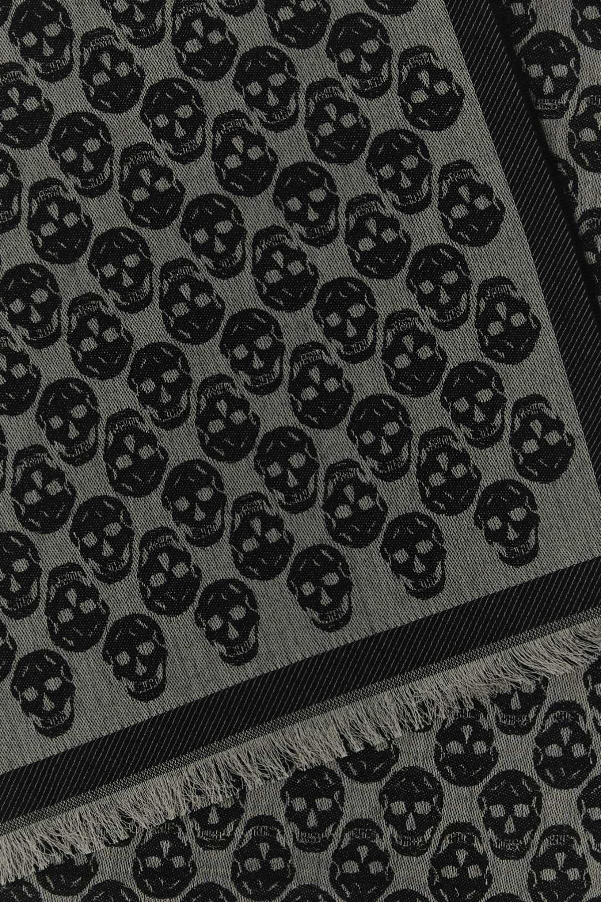 EMBROIDERED WOOL BLEND FOULARD Alexander McQueen