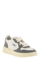 MEDALIST LOW - SNEAKERS WITH TWO-TONE GLITTER Autry