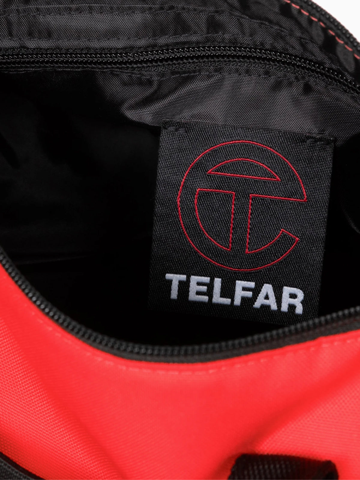 X TELFAR MEDIUM DUFFLE LOGO PATCH SHOULDER BAG Eastpak