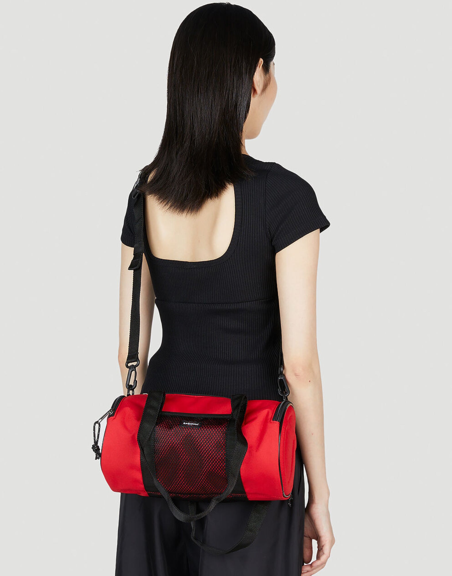 X TELFAR MEDIUM DUFFLE LOGO PATCH SHOULDER BAG Eastpak