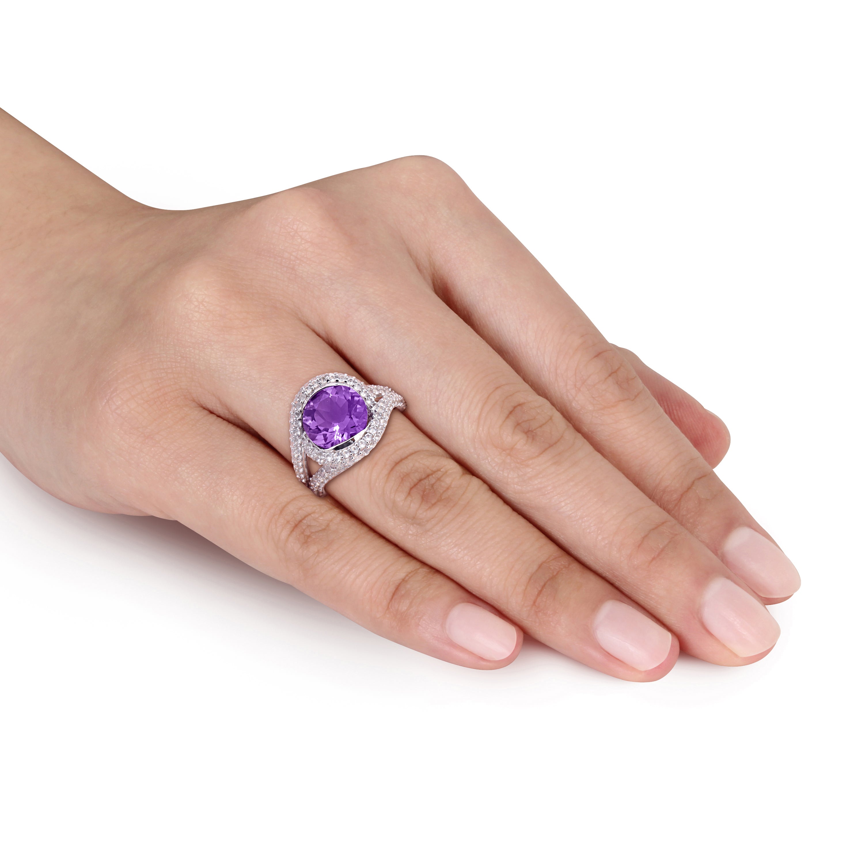 Purple amethyst gemstone ring in sterling silver, side profile view